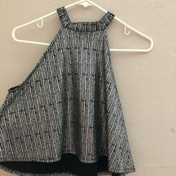 Box 1, Stella Luce Metallic Crop Top - Picture 3 of 5